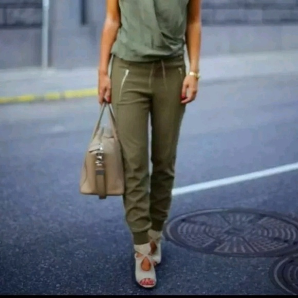 Zara Pants - Zara NWT Sz_M Jogging Pants with Zips